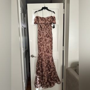 Brand New, with tags lost weight doesn’t fit anymore!